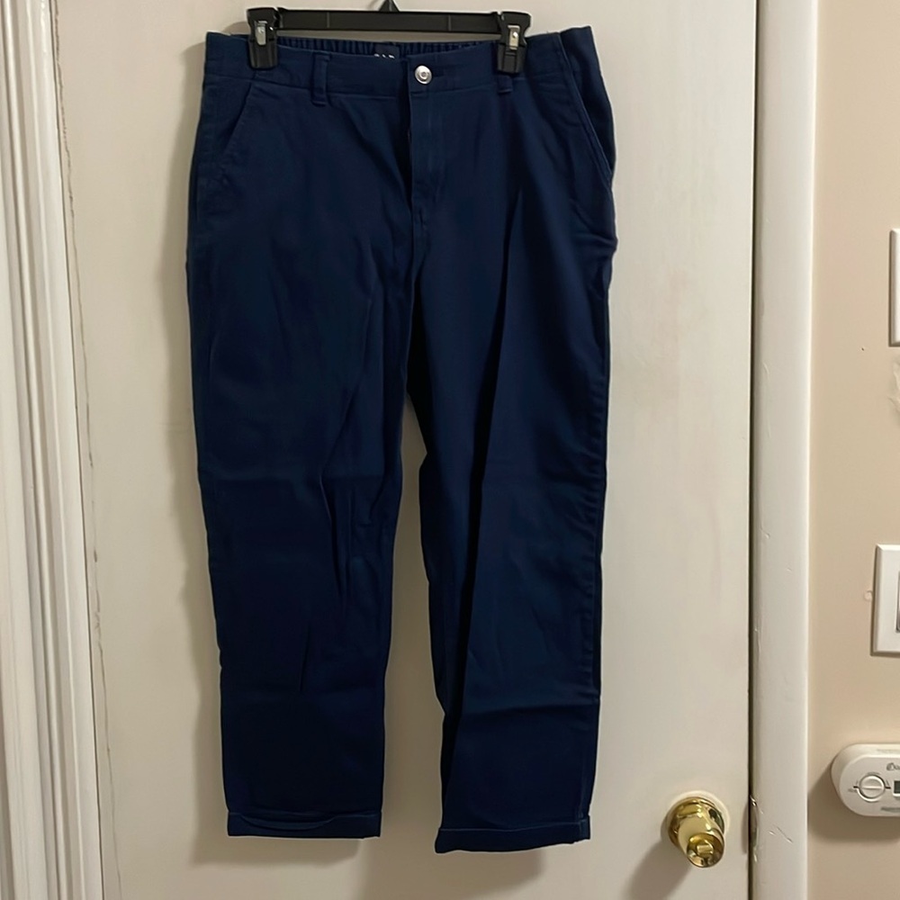 Women’s Gap Size 10 pants.